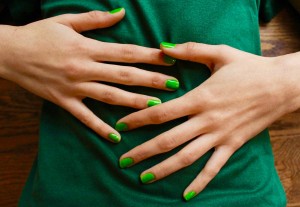 Green nail polish